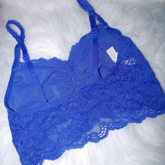 EUC Victoria's Secret Bralett Size Small - Picture 2 of 3